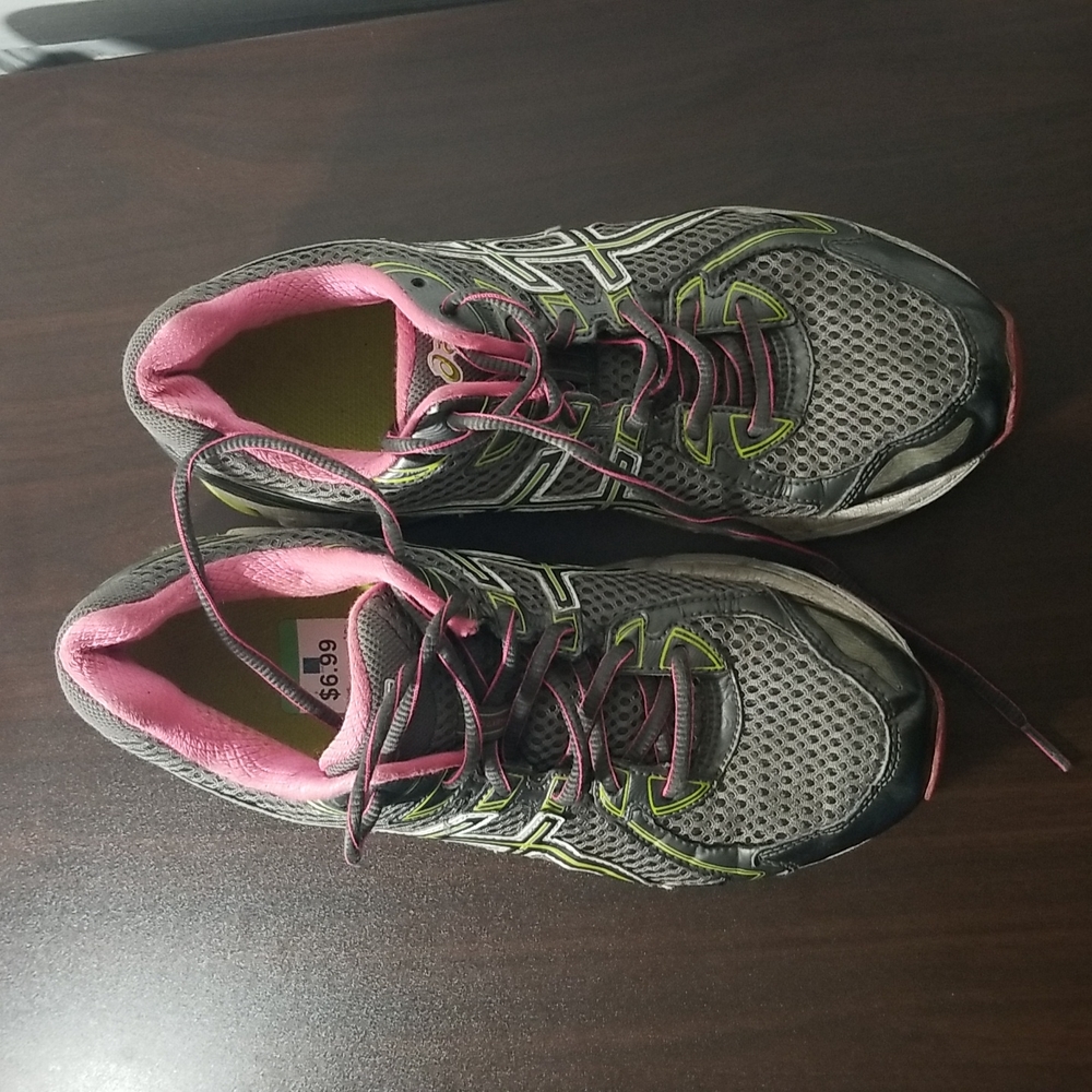 Aasics sneakers
